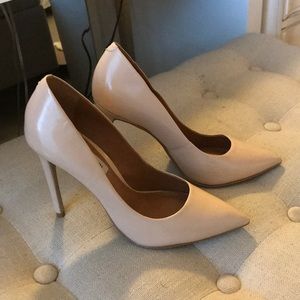 Steve Madden pumps